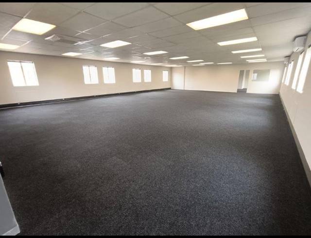 BUSINESS PROPERTY TO RENT IN RANDJESPARK